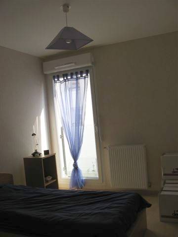 [my apartment: bedroom 1]