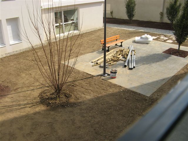 [mon appartement: vue d'une des chambres]